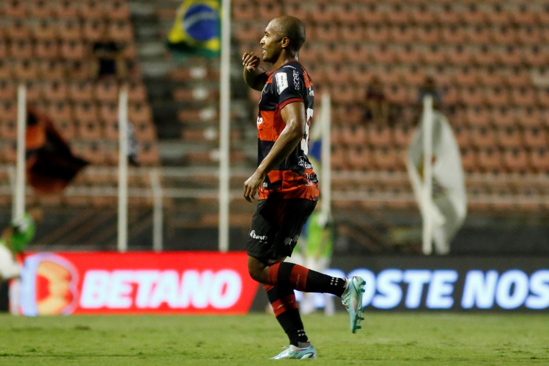 Ceará se classifica nos pênaltis e vai pegar Corinthians na Copa
